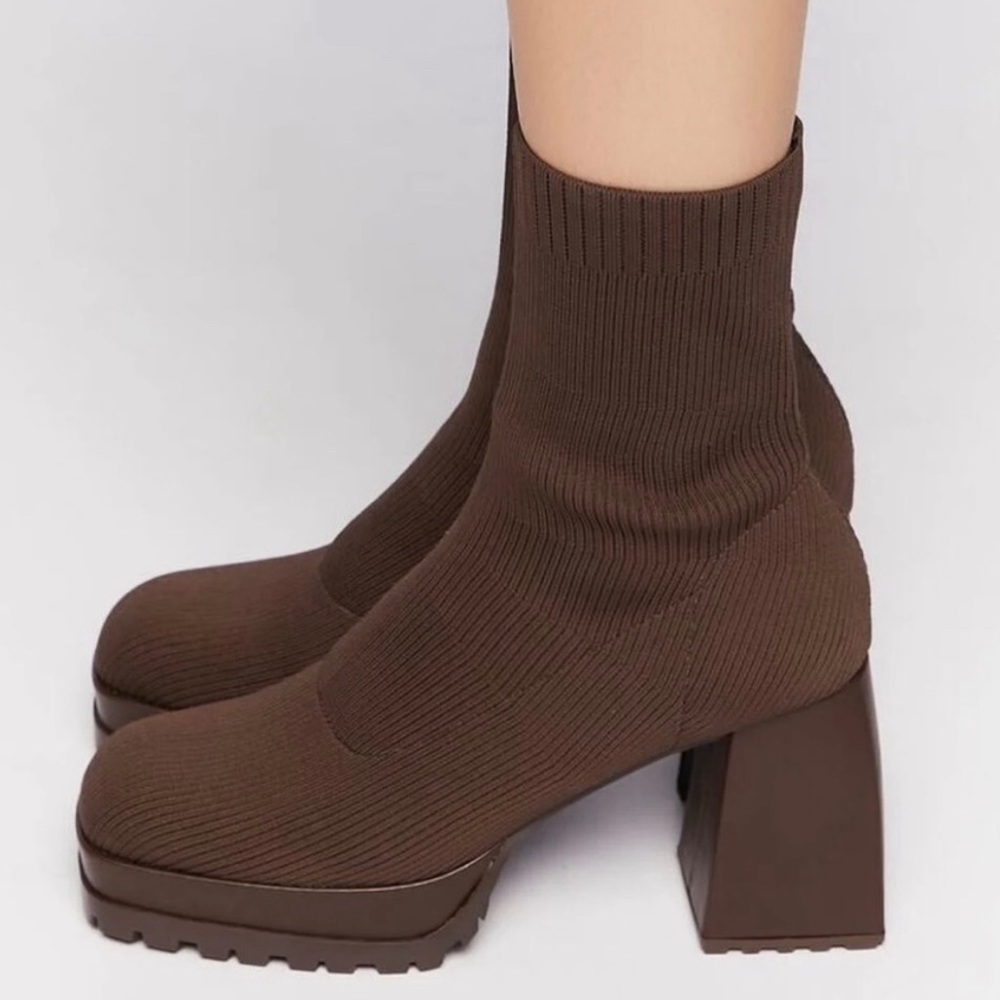 Forever 21 Chunky Sock Booties